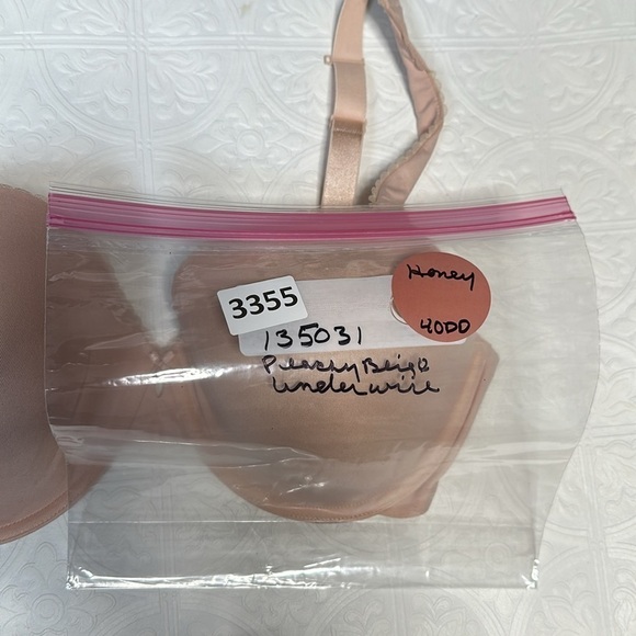 Paramour by Felina 40DD Sensational Contour Seamless Bra 135031 Preowned 3355 H - Picture 9 of 9